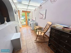 Sun Room- click for photo gallery